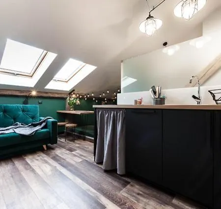 With An Ac - Dietla 51 Street Apartmán