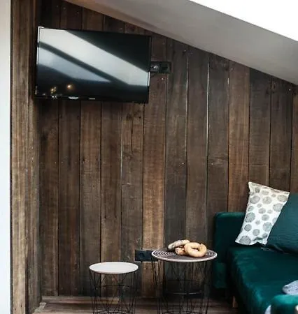 With An Ac - Dietla 51 Street Krakau